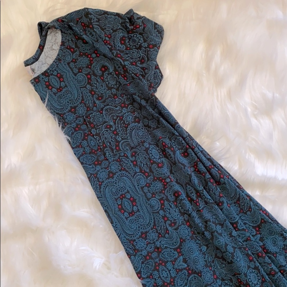 XS Carly dress. LuLaRoe
